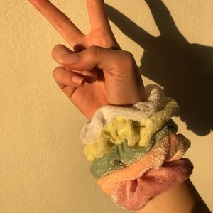 Scrunchies (set of 5)